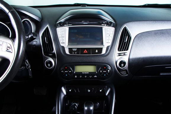 Hyundai ix35, 2.0 л, АТ, 2012 фото 13