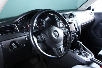 Volkswagen Jetta, 1.4 л, РКПП, 2013 фото 9