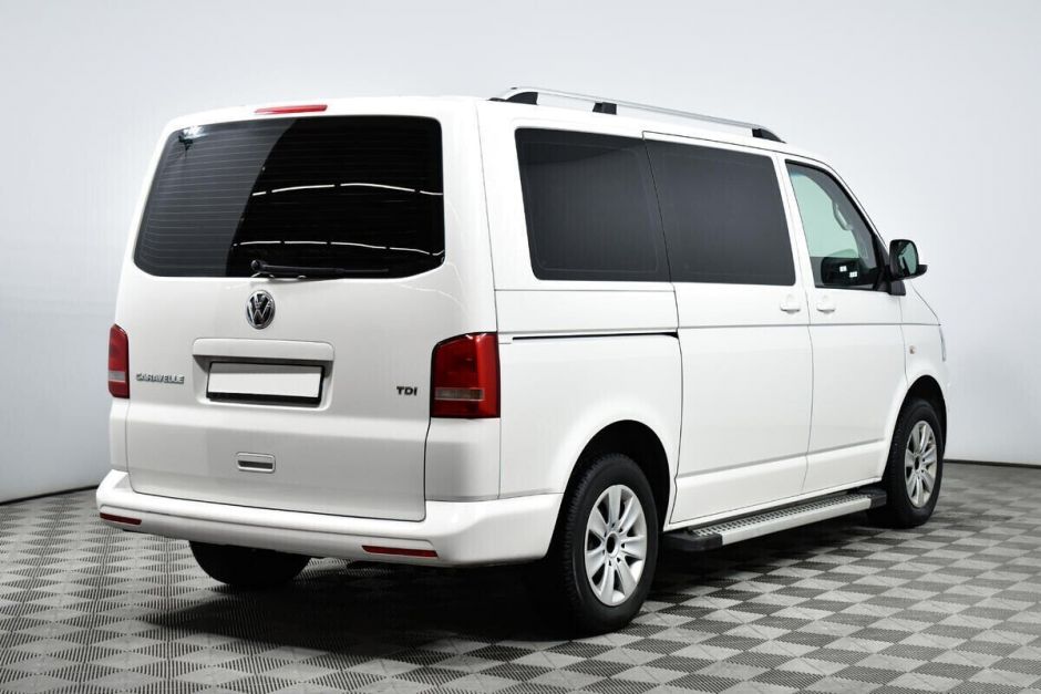 Volkswagen Caravelle, 2.0 л, МТ, 2015 фото 4