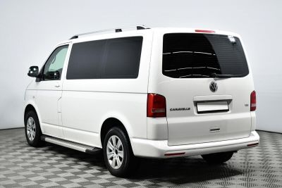 Volkswagen Caravelle, 2.0 л, МКПП, 2015 фото 6