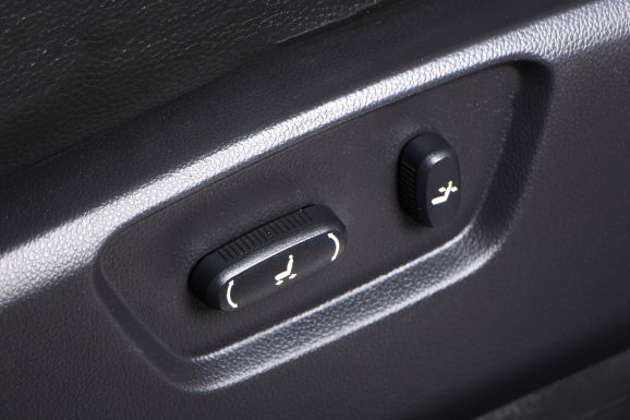 Chevrolet Captiva, 2.4 л, АТ, 2011 фото 9