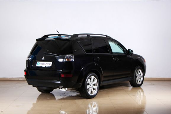 Mitsubishi Outlander, 2.4 л, Вариатор, 2011 фото 4