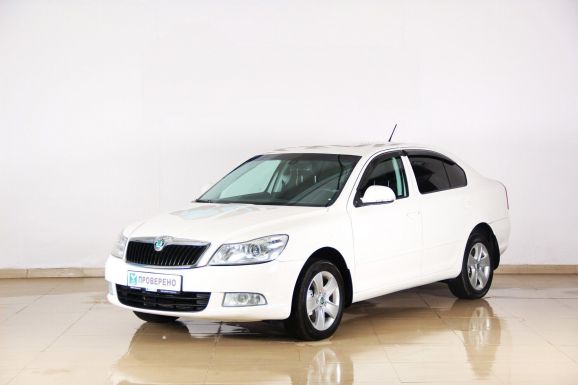 Skoda Octavia, 1.8 л, Робот, 2012 фото 3