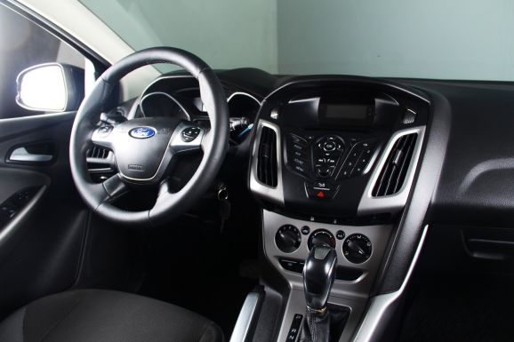 Ford Focus Sport Limited Edition, 2.0 л, Робот, 2014 фото 7