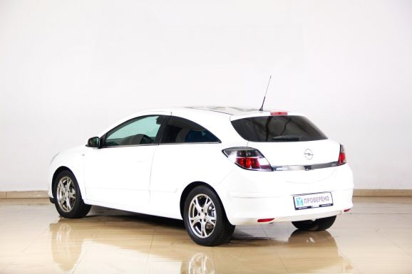 Opel Astra, 1.8 л, АТ, 2012 фото 6