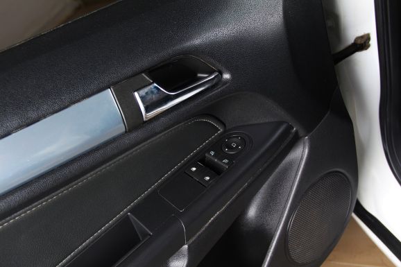 Opel Astra, 1.8 л, АТ, 2012 фото 12