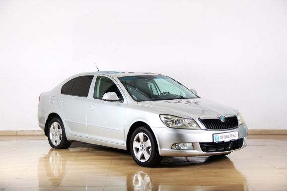 Skoda Octavia, 1.4 л, Робот, 2011 фото 4