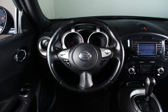 Nissan Juke, 1.6 л, Вариатор, 2013 фото 8