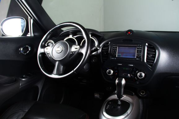 Nissan Juke, 1.6 л, Вариатор, 2013 фото 11