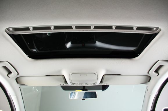 Skoda Superb, 1.8 л, АТ, 2010 фото 1