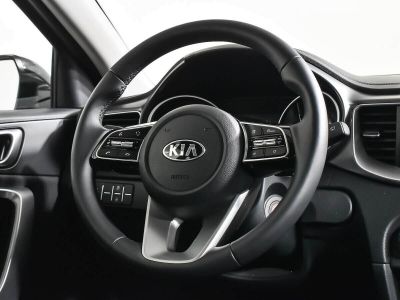 Kia Ceed, 1.6 л, АКПП, 2021 фото 8