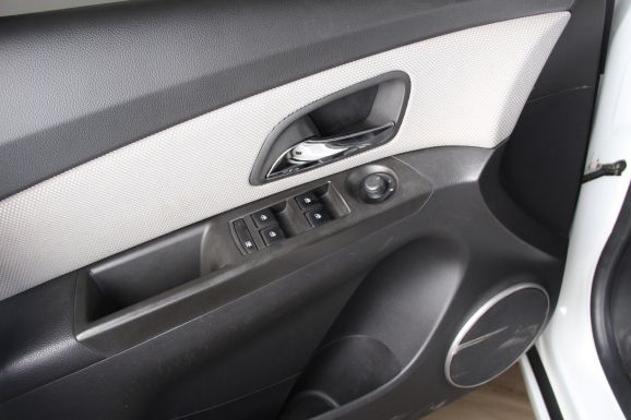 Chevrolet Cruze, 1.8 л, АТ, 2012 фото 7