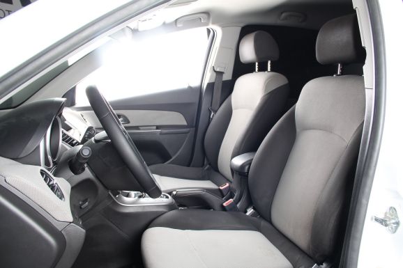 Chevrolet Cruze, 1.8 л, АТ, 2012 фото 8