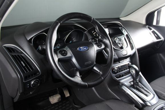 Ford Focus, 2.0 л, Робот, 2014 фото 9