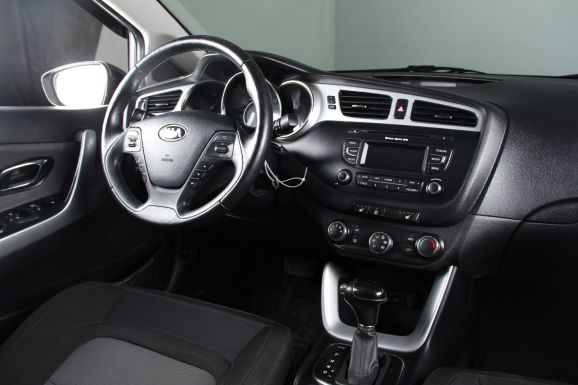 Kia Ceed, 1.6 л, АТ, 2012 фото 12