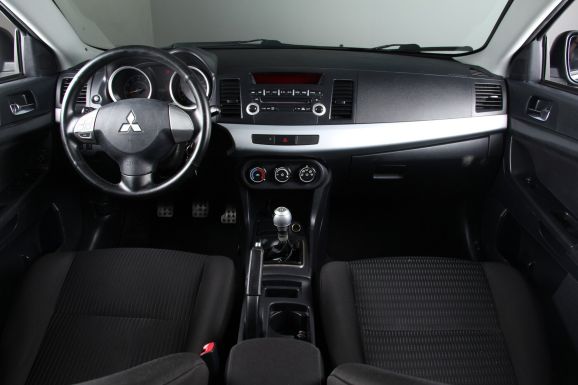 Mitsubishi Lancer, 1.8 л, МТ, 2013 фото 9