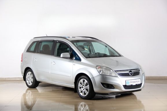 Opel Zafira, 1.8 л, Робот, 2011 фото 5