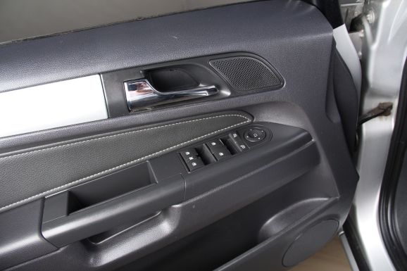 Opel Zafira, 1.8 л, Робот, 2011 фото 7