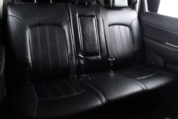 Chevrolet Orlando, 2.0 л, АТ, 2012 фото 1