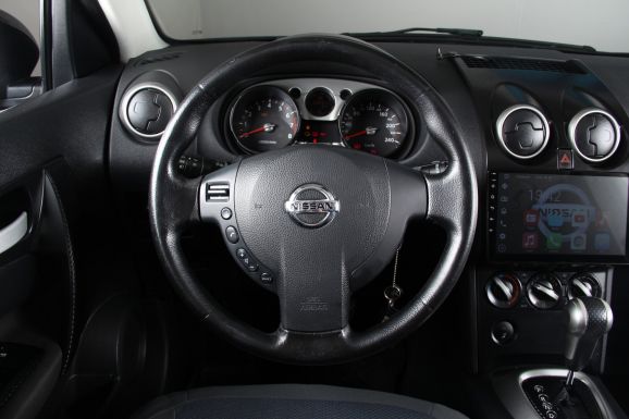 Nissan Qashqai+2, 2.0 л, Вариатор, 2008 фото 11