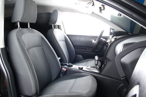 Nissan Qashqai+2, 2.0 л, Вариатор, 2008 фото 2