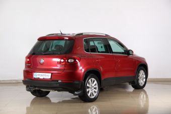 Volkswagen Tiguan, 2.0 л, АКПП, 2009 фото 4