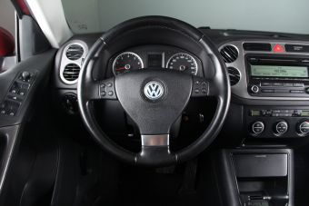 Volkswagen Tiguan, 2.0 л, АКПП, 2009 фото 12