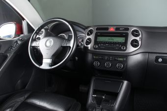 Volkswagen Tiguan, 2.0 л, АКПП, 2009 фото 13