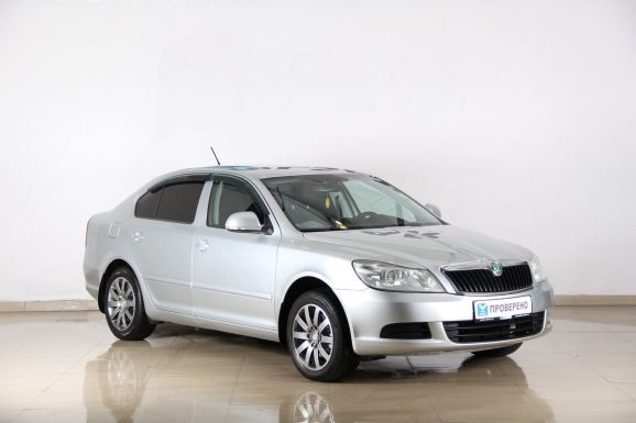 Skoda Octavia, 1.8 л, МТ, 2011 фото 4