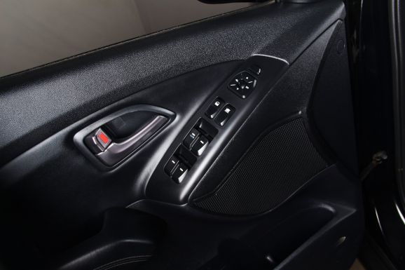 Hyundai ix35, 2.0 л, МТ, 2014 фото 7