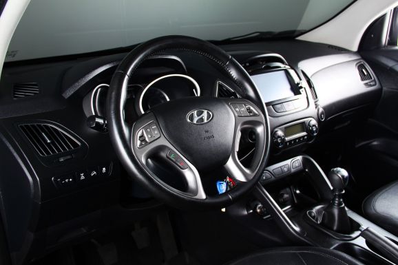 Hyundai ix35, 2.0 л, МТ, 2014 фото 9