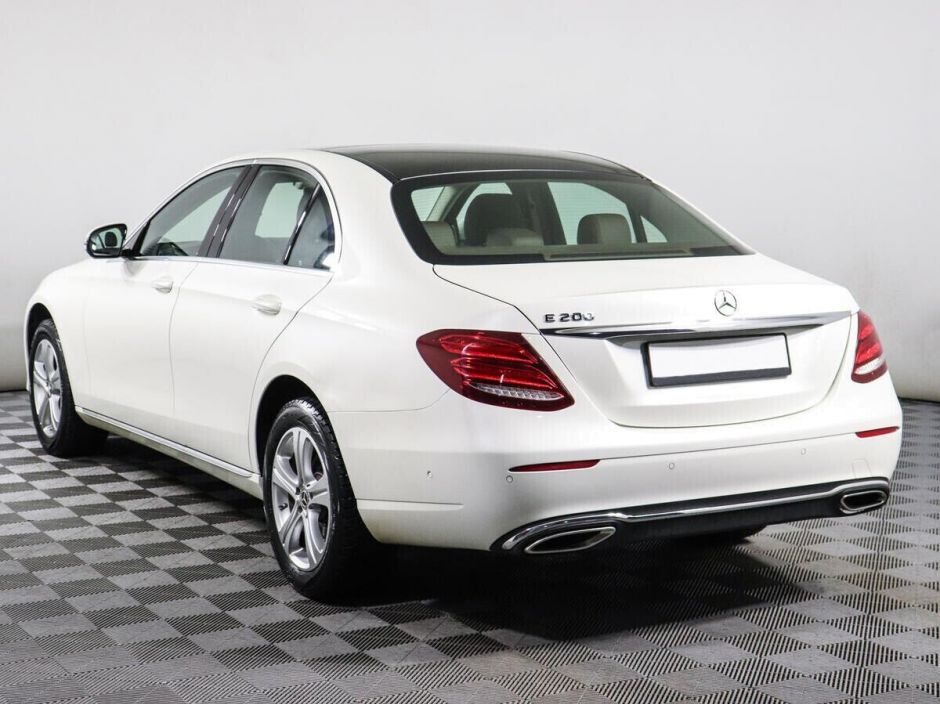 Mercedes-Benz E-Класс, 2.0 л, АТ, 2017 фото 6