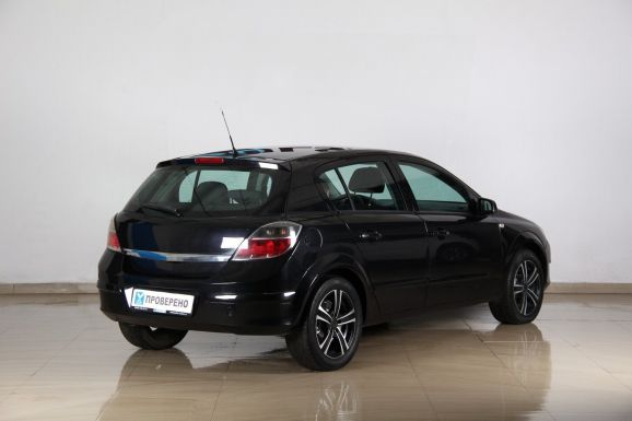 Opel Astra, 1.6 л, МТ, 2012 фото 4