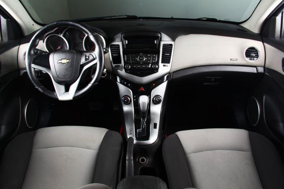Chevrolet Cruze, 1.6 л, АТ, 2012 фото 10