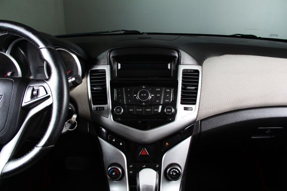 Chevrolet Cruze, 1.6 л, АТ, 2012 фото 12