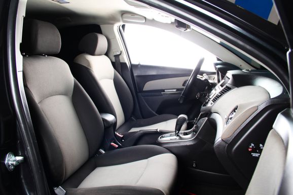 Chevrolet Cruze, 1.6 л, АТ, 2012 фото 2