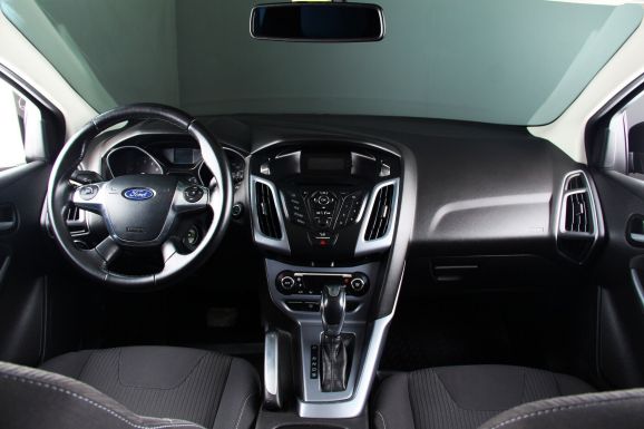 Ford Focus, 1.6 л, Робот, 2014 фото 9