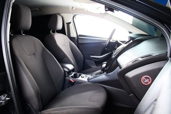 Ford Focus, 1.6 л, Робот, 2014 фото 2