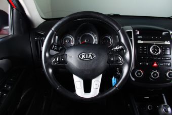 Kia Ceed, 1.4 л, МКПП, 2011 фото 11