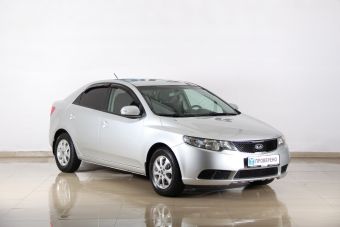 Kia Cerato, 1.6 л, МКПП, 2010 фото 5