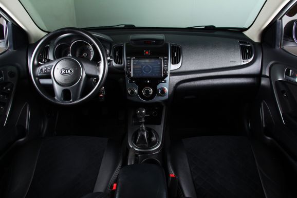 Kia Cerato, 1.6 л, МТ, 2010 фото 10