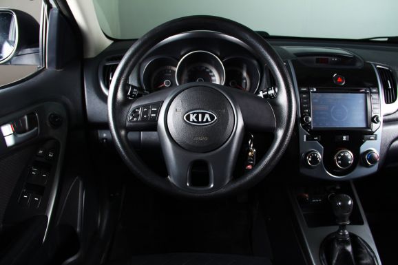 Kia Cerato, 1.6 л, МТ, 2010 фото 11
