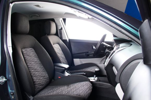 Kia Ceed, 1.6 л, АТ, 2009 фото 2