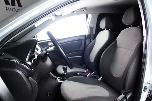 Hyundai Solaris, 1.6 л, МТ, 2014 фото 8