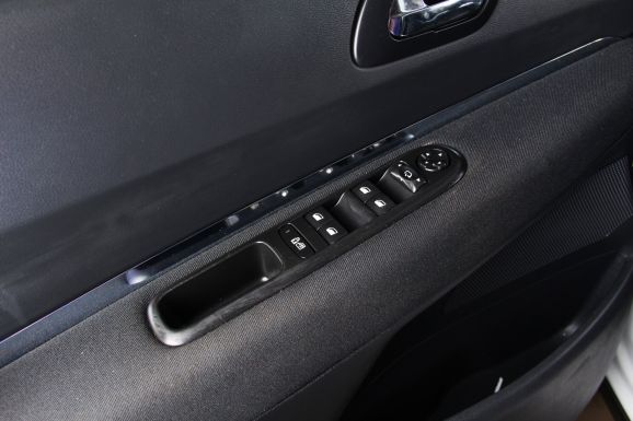 Peugeot 3008, 1.6 л, АТ, 2013 фото 7