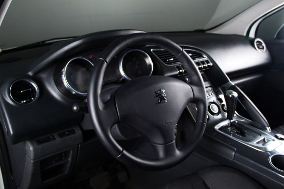 Peugeot 3008, 1.6 л, АТ, 2013 фото 10