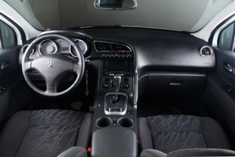 Peugeot 3008, 1.6 л, АКПП, 2013 фото 11