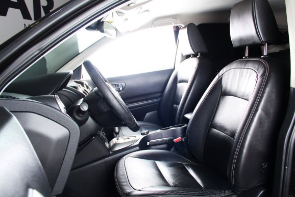 Nissan Qashqai, 2.0 л, Вариатор, 2010 фото 7