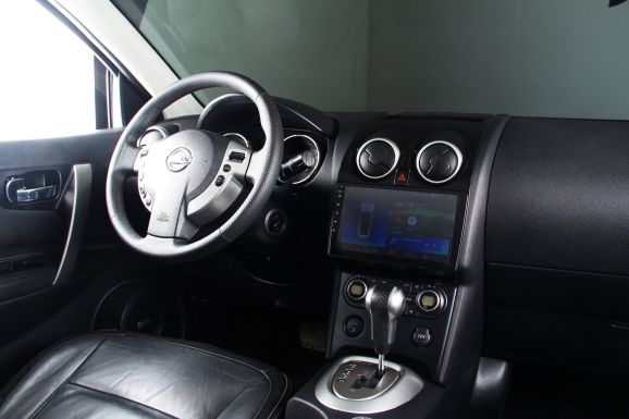 Nissan Qashqai, 2.0 л, Вариатор, 2010 фото 11
