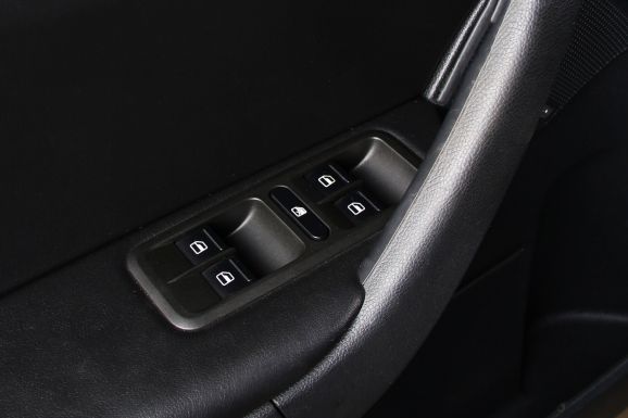 Skoda Yeti, 1.2 л, Робот, 2013 фото 7